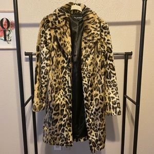 MISS SELFRIDGE LEOPARD FAUX FUR COAT